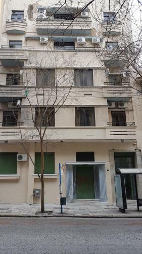 Palette Apartment Champagne - Athens Center, 6 Bd, 3 Bath