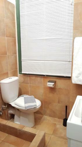 Palette Apartment Terracotta - Athens Center, 3 Bd, 2 Bath