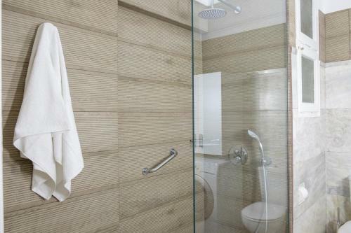 Luxury Three Bedroom Apartment In Kolonaki