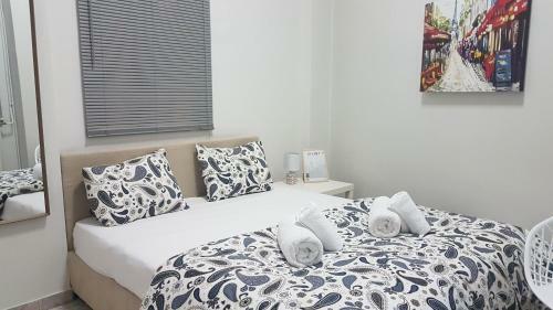 Palette Apartment Chocolate - Athens Center, 6 Bd, 3 Bath