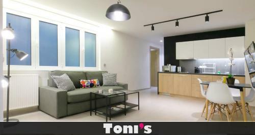 Toni's Minions 2bd Apartment In The Centre!
