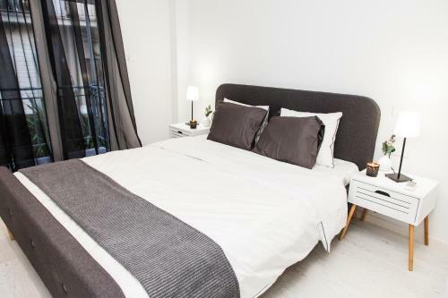 Apartamento Modern, Glamorous Apt In Athens Dt (2beds/2baths)