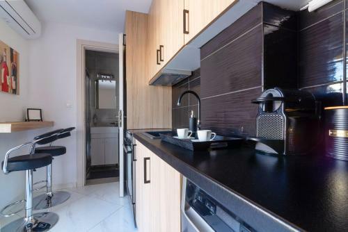 Apartment Apollo & Apartment Artemis In Central Athens