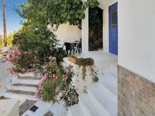 Alluring Apartment In Therma Near Seabeach