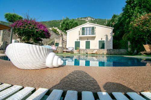 Villa Benele , Corfu