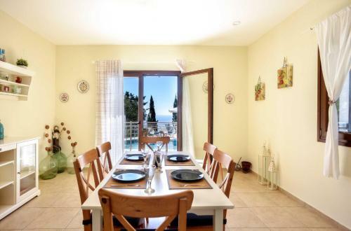 Ahai Paxos Villa