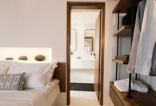 Hotel Akra Suites