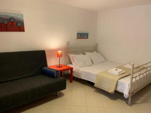 Maisonette Anastazia 60 M From Kalamitsi Beach