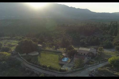 Vassiliki Traditional House Mountain & Field View