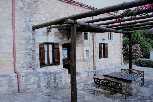 Theano Traditional House Mountain And Field View