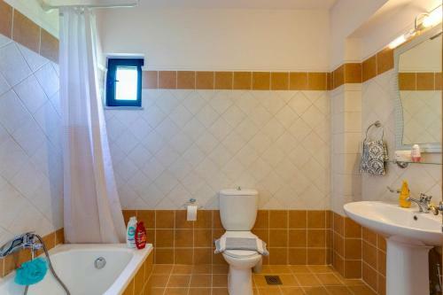 Villa Katerina & Margarita With Heated Pool