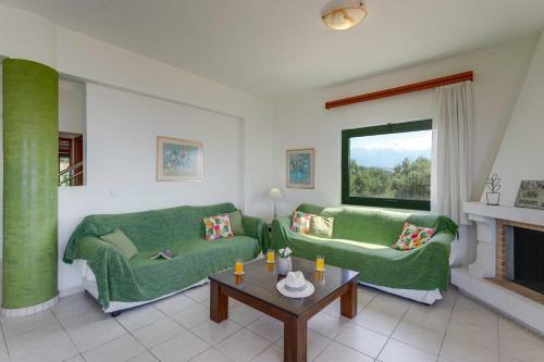 Villa Katerina & Margarita With Heated Pool