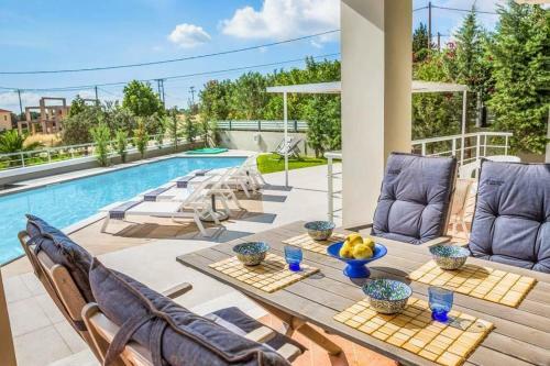 Karavadhos Villa Sleeps 6 Pool Air Con Wifi