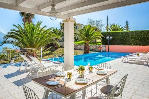 Karavados Villa Sleeps 6 Pool Air Con Wifi