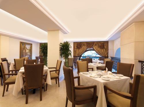 Le Patio Boutique Hotel Downtown