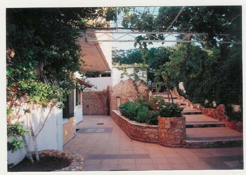Cozy Apartment With Garden Or Pool View