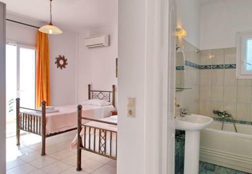 Kleismata Villa Sleeps 7 With Pool And Air Con