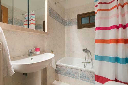 #flh - Coconut & Vanilla Pool Apartments