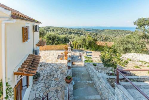 Villa Isavros
