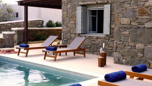 Gorgeous Cycladic Ortus Navy Villa With Pool 3bed & 2bath Sleeps 5!