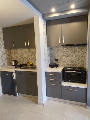 Hostal Stefani Apartments