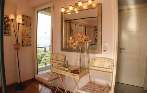 Four-bedroom Holiday Home In Mikra Mantineia