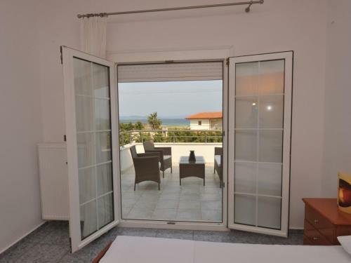 Irini Villa By Travelpro Services Nea Potidea Beach Halkidiki