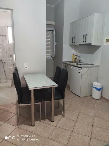 ????? Apartments