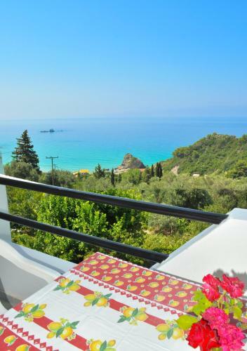 Studio Apartments Pelekas Beach Adonis
