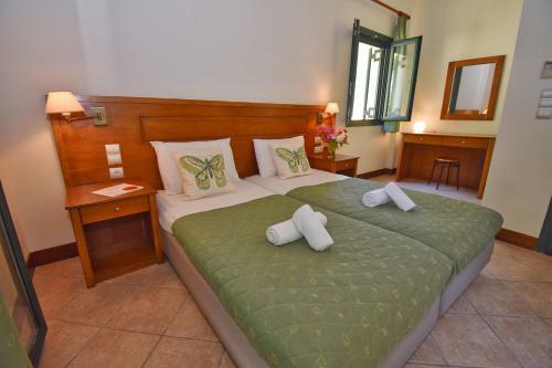 Corfu Resorts Villas