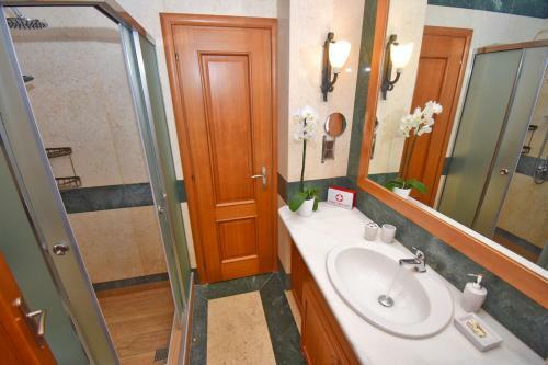Corfu Resorts Villas