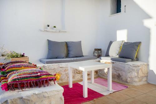 Baiser Du Soleil � Paros - Mikri Santa Maria