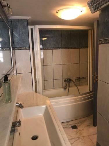 Apartamento Neoclassical House In Central Piraeus