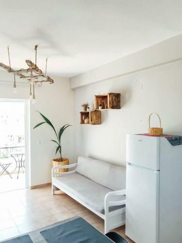 Charming 2-bed Apartment Close To All Amenities