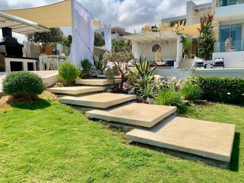 Villa Made Of Blue Luxury Suites Collection