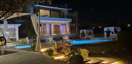 Villa Made Of Blue Luxury Suites Collection