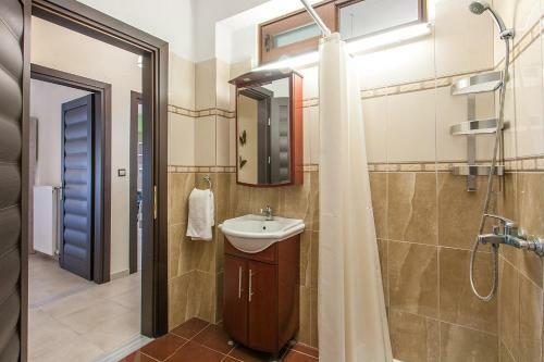 Luxury Townhouse And Town Apartment