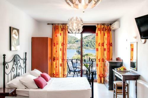 Luxury Townhouse And Town Apartment