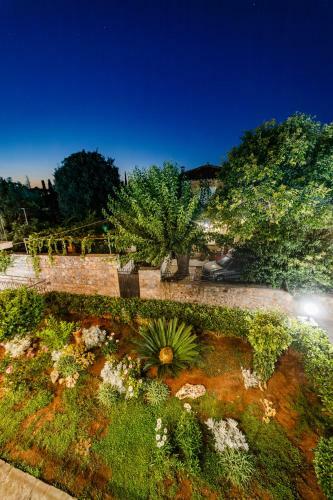 Villa Kosta Hotel & Apartments