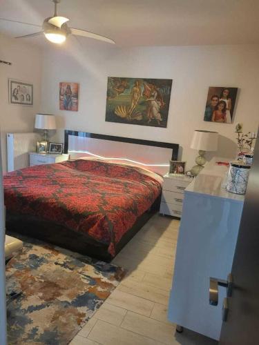 Penthouse 4-bed Apartment In Ampelokipi