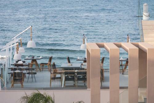 Epos Luxury Beach Hotel / Adults Only 16+