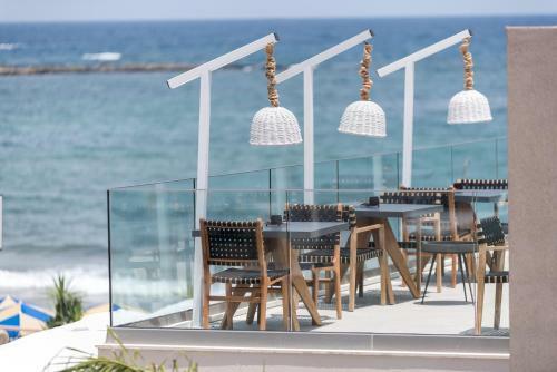 Epos Luxury Beach Hotel / Adults Only 16+