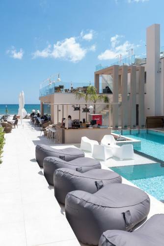 Epos Luxury Beach Hotel / Adults Only 16+