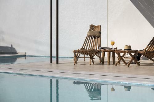 Pefki Villa Sleeps 6 With Pool And Air Con