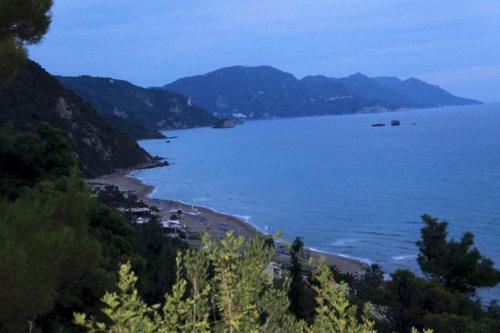 Corfu Glyfada Apartment 123