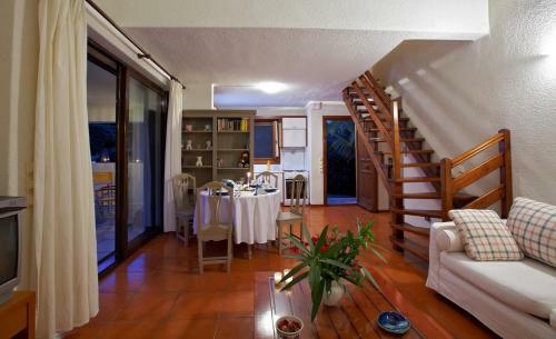 Sani Seaside Luxury - Villa Erato Private Retreat