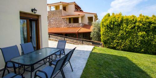 Akrogiali Villas