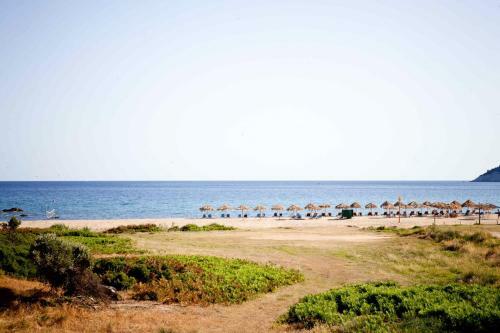 Aselinos Villa Sleeps 6 With Pool Air Con And Wifi