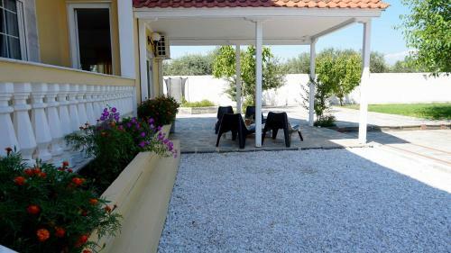 Apartamento Villa Karras