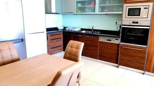 Apartamento Luxurious Brand New Flat With Private Beach